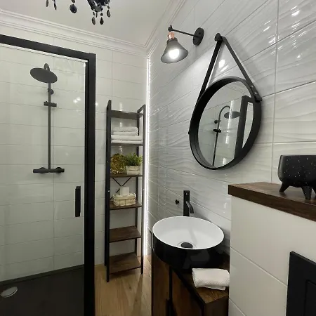 32 Nowa Wiejska Mazury Garbate オレツコ